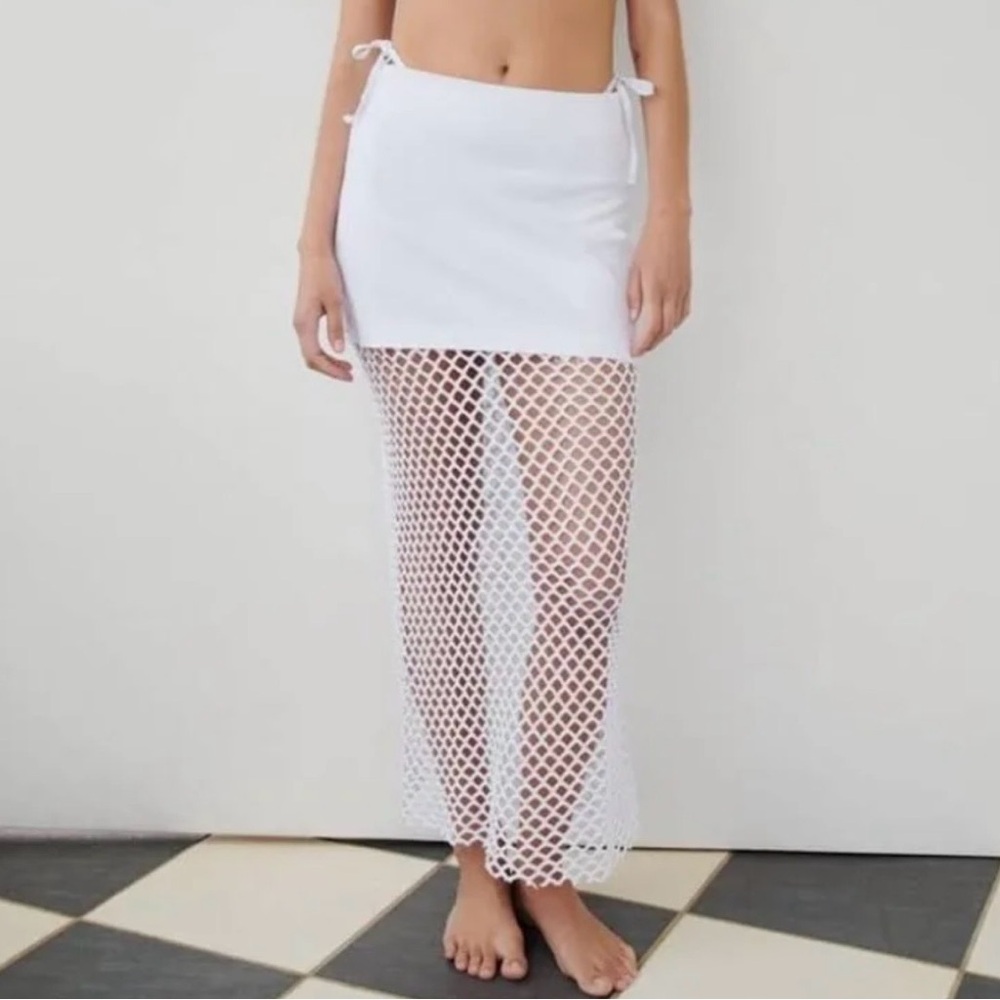 Zara White Mesh Overlay Midi Skirt